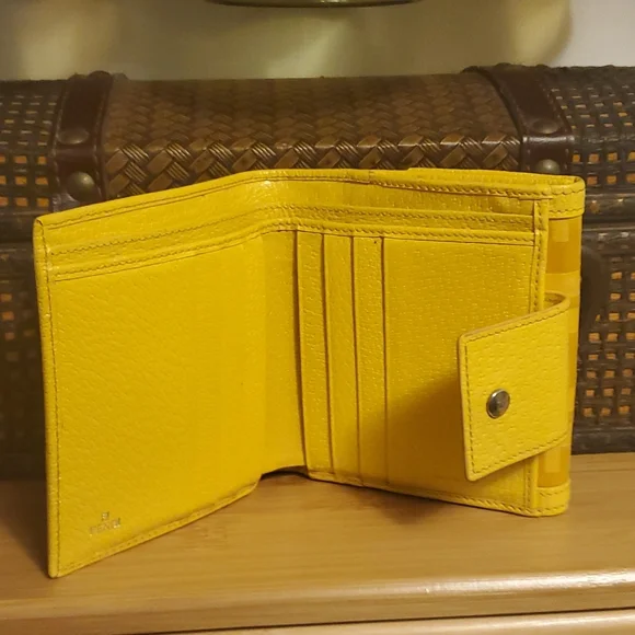 Fendi Monogram Limited Edition Wallet - Picture 5 of 16